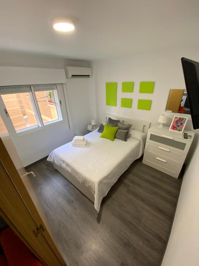 4 Capulino Apartamentos Malaga Exterior photo